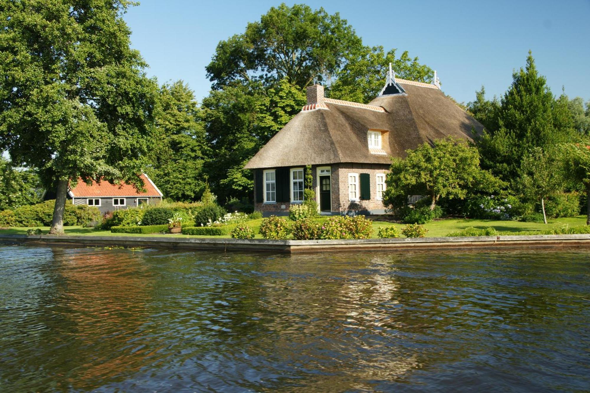 Hotel - Restaurant - Cafe- Geertien